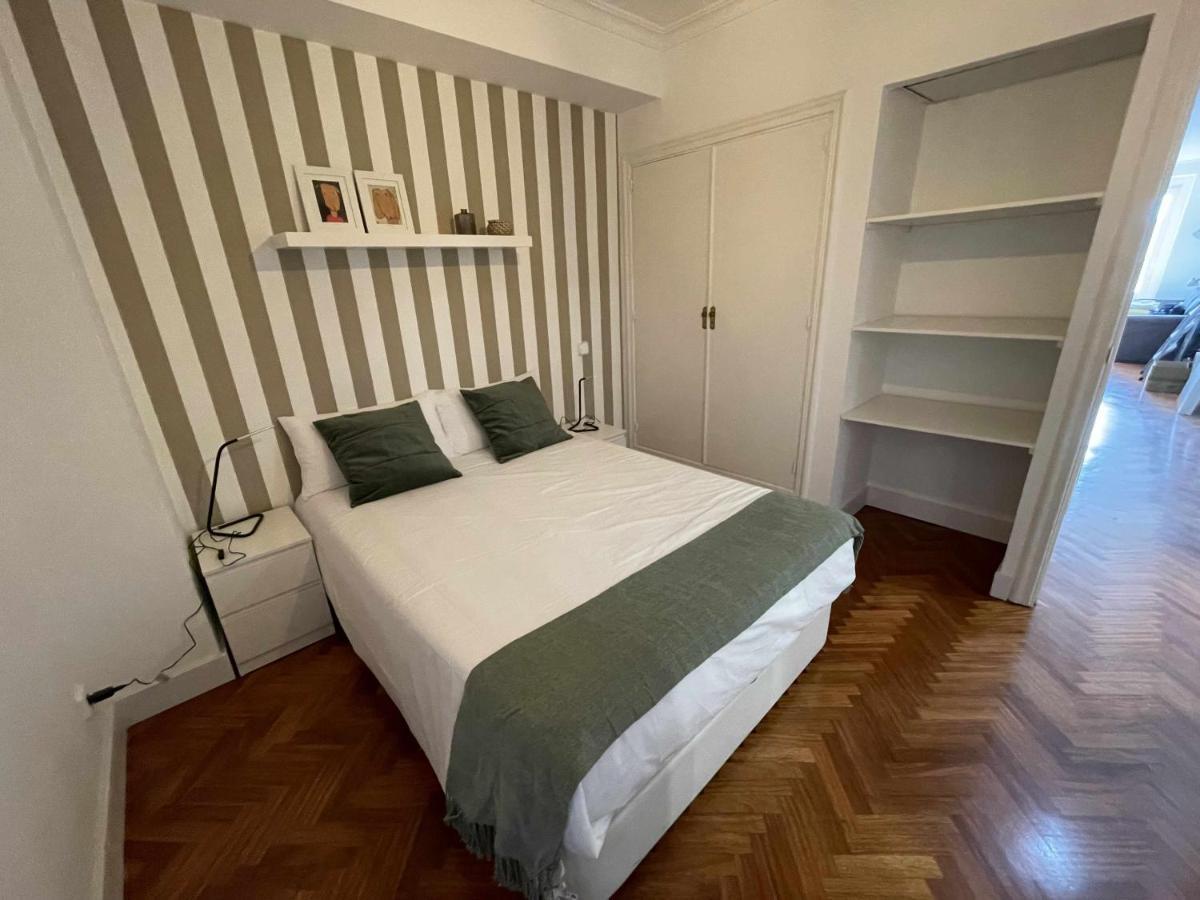 Apartamento Con Vistas Al Parque Del Retiro Madrid Exteriör bild